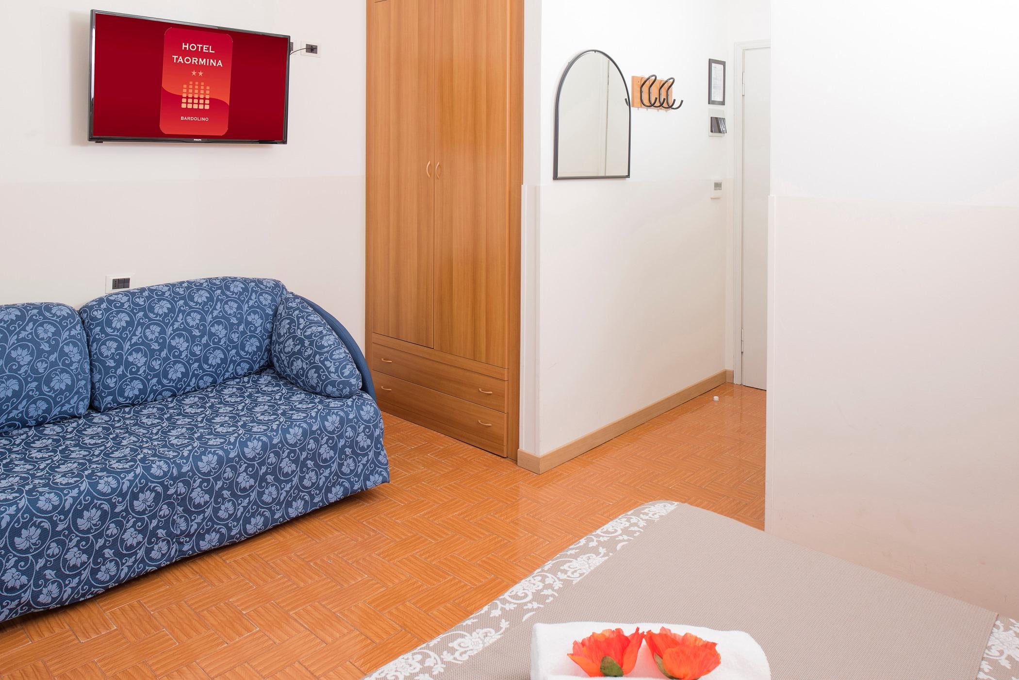 Hotel Taormina Bardolino Bagian luar foto