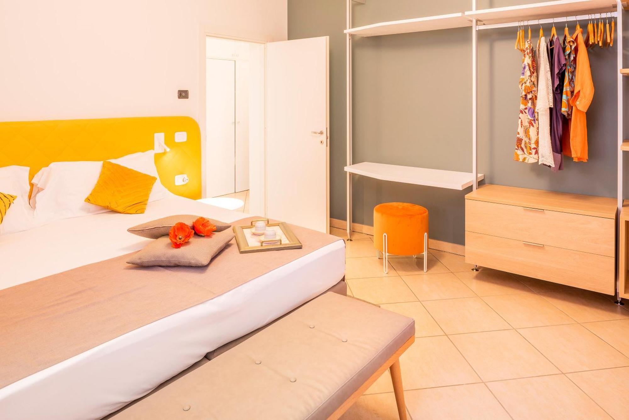 Hotel Taormina Bardolino Bagian luar foto