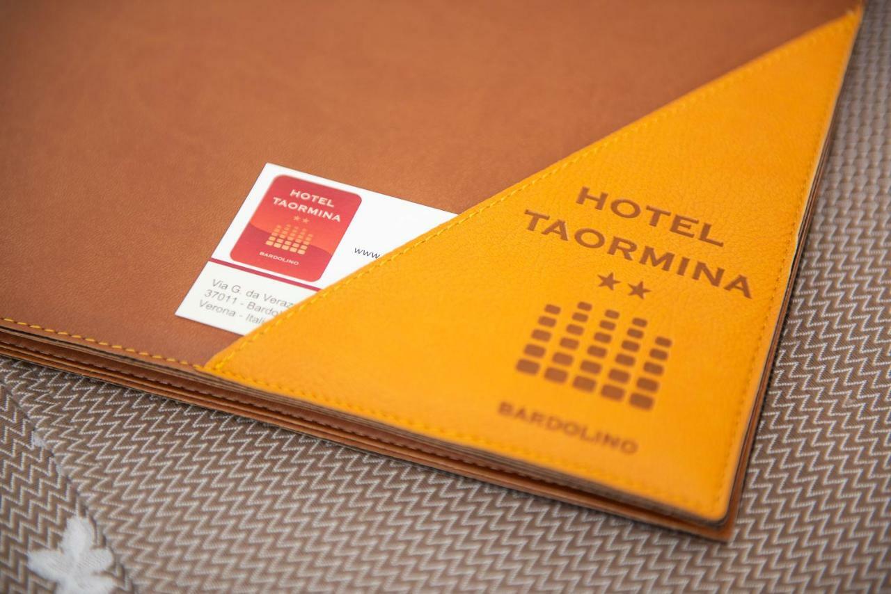 Hotel Taormina Bardolino Bagian luar foto